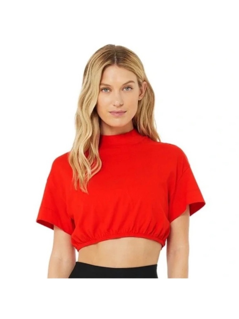 ALO Yoga Cropped Mock Neck Tee  Cherry Red Medium